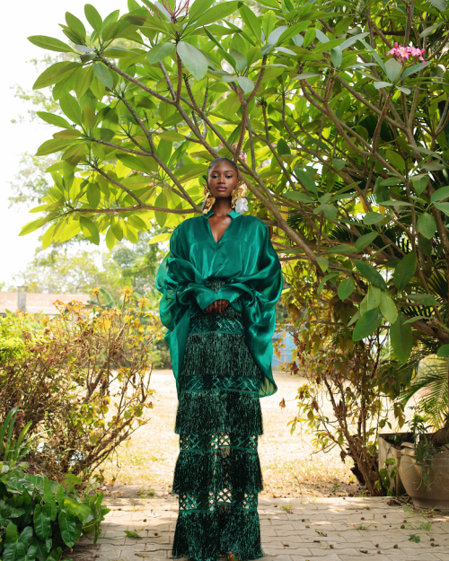 Billowy top & Bamboo Skirt