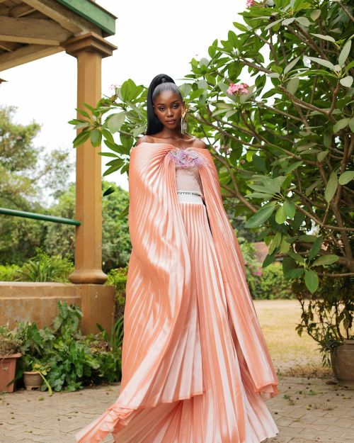 The Peepal Top & Logo Pleated Pants