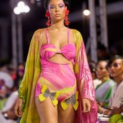 THE YR BEACH SET AND SWIM SET